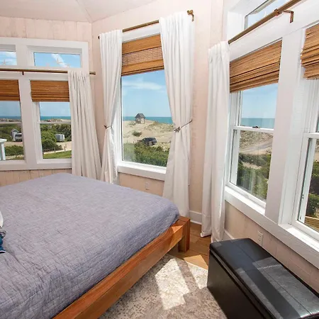 4X1467, Dixie Sandcastle-Oceanfront, 6 Brs, Ocean Views, Sun Decks, Wild Horses
